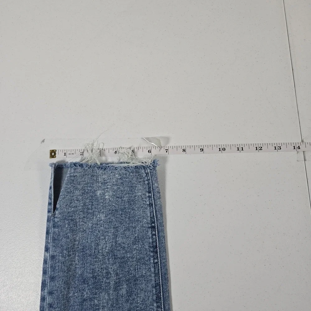 KanCan Women's Jeans Size 26 Blue Acid Wash Distressed‎ Crop Flare